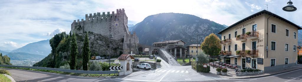 Hotel Antica Croce - Gardaslowemotion Tenno Luaran gambar
